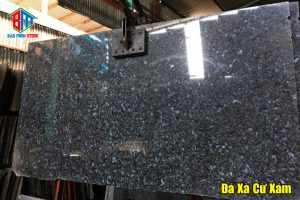Đặc điểm của dòng đá tự nhiên granite màu xám