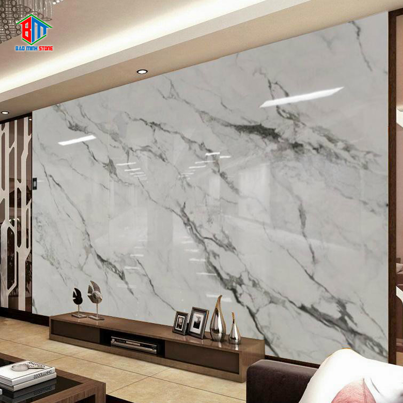 Tại sao khách hàng ưa chuộng thi công ốp vách tivi với đá hoa cương?